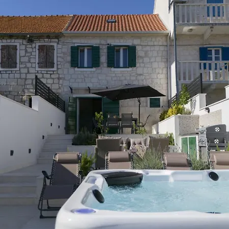 Kuca Za Odmor Jela Vakantiehuis *
